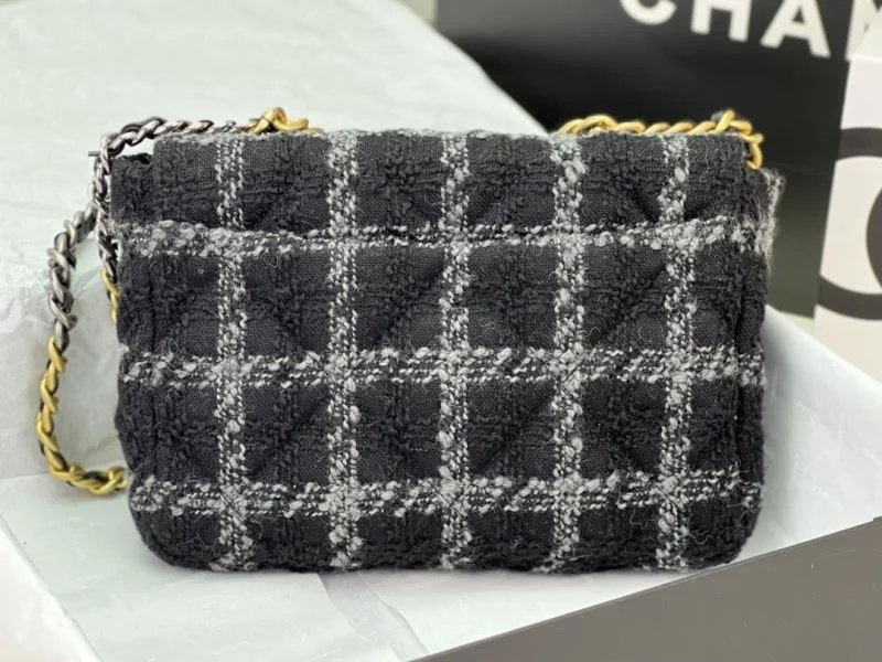 WrinkleFree Chanel 19 Bags 55575