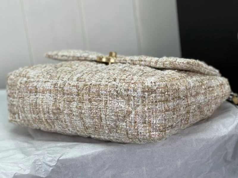 Chanel 19 Bags Effortless 55538