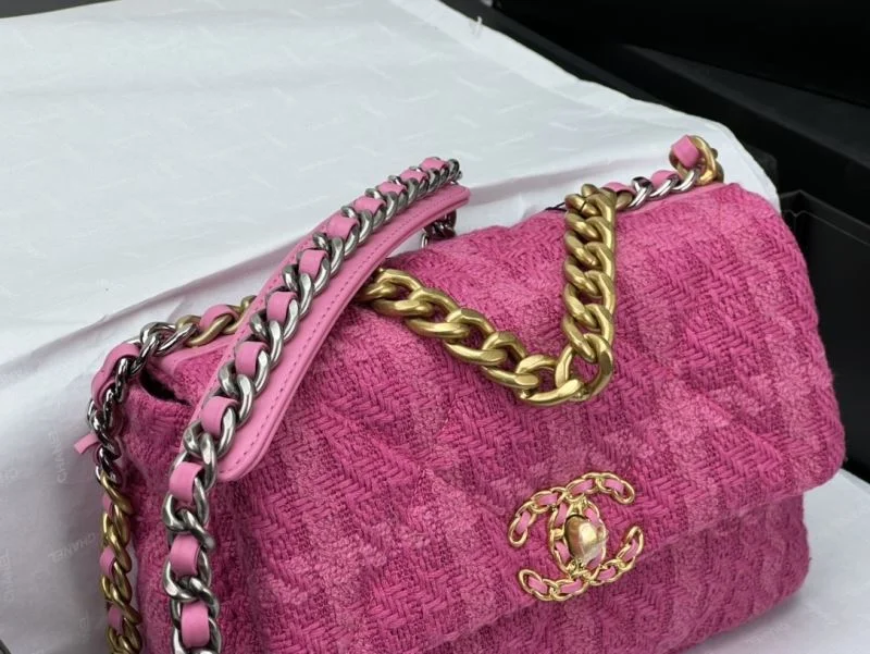 Chanel 19 Bags Flexible 55571