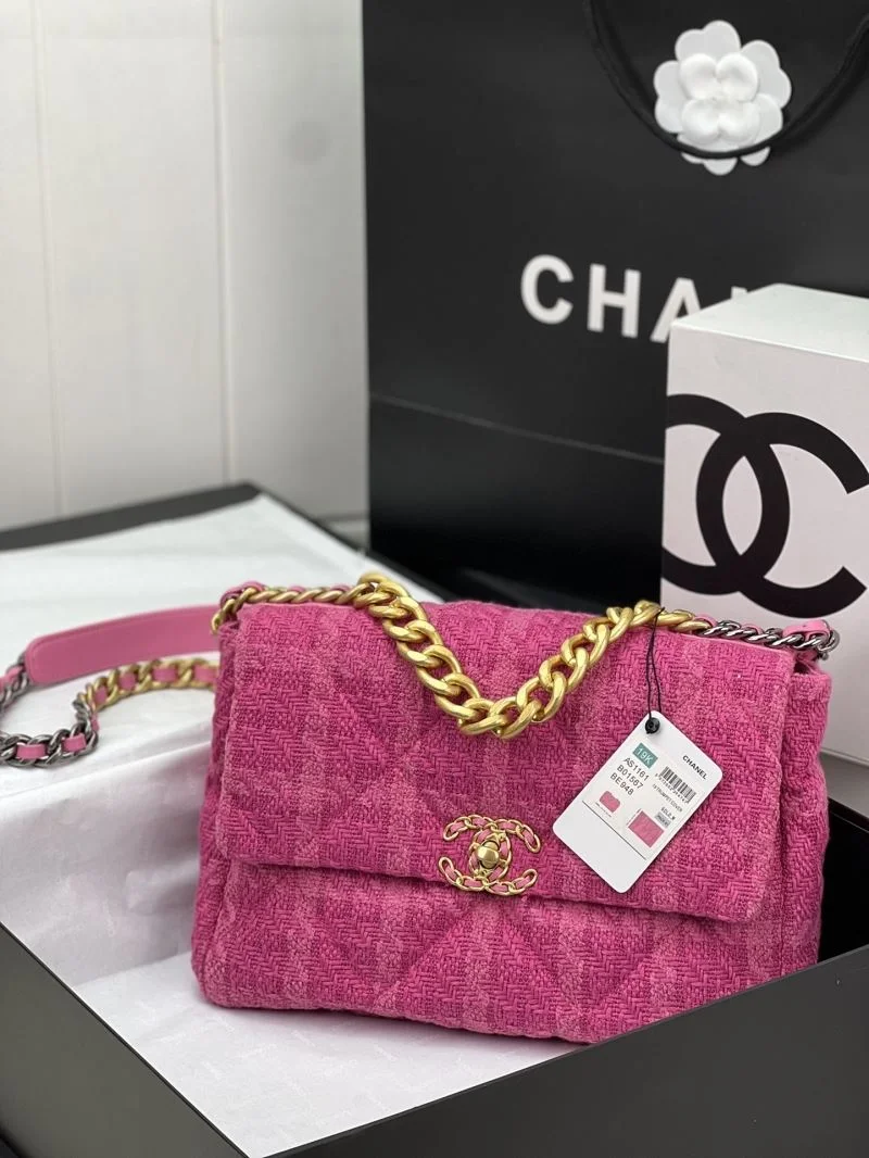 Reliable Chanel 19 Bags 55537