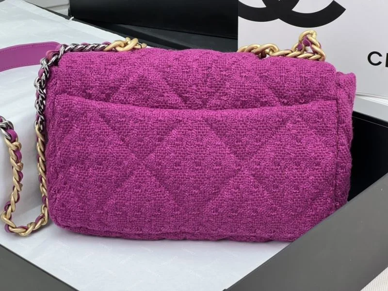 Unisex Chanel 19 Bags 55605