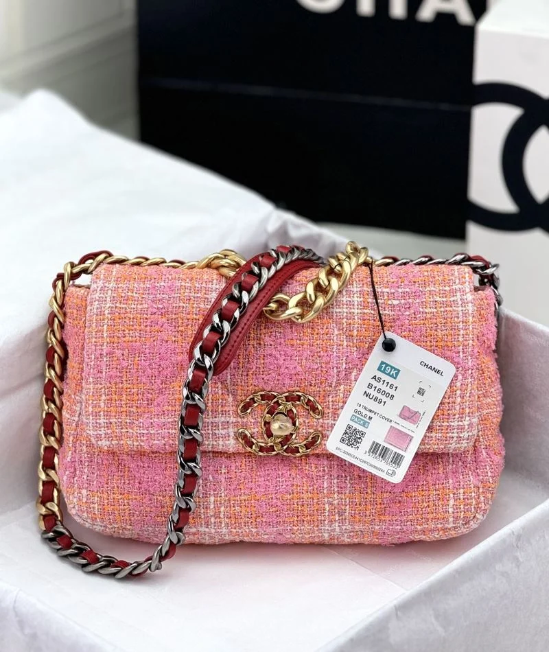 FreshLook Chanel 19 Bags 55531