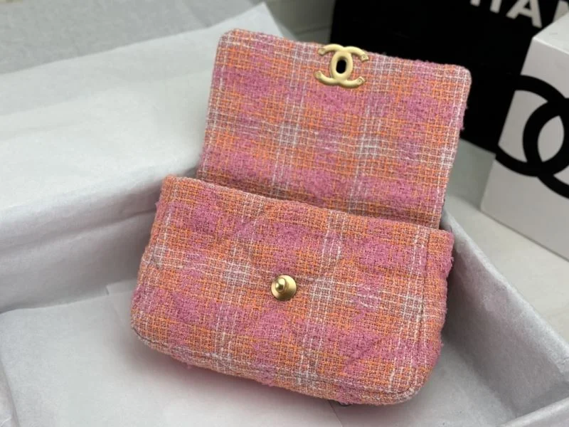 FreshLook Chanel 19 Bags 55531