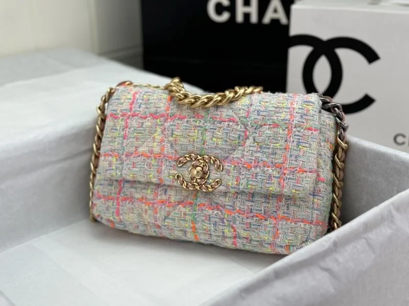 Chanel 19 Bags Functional 55524