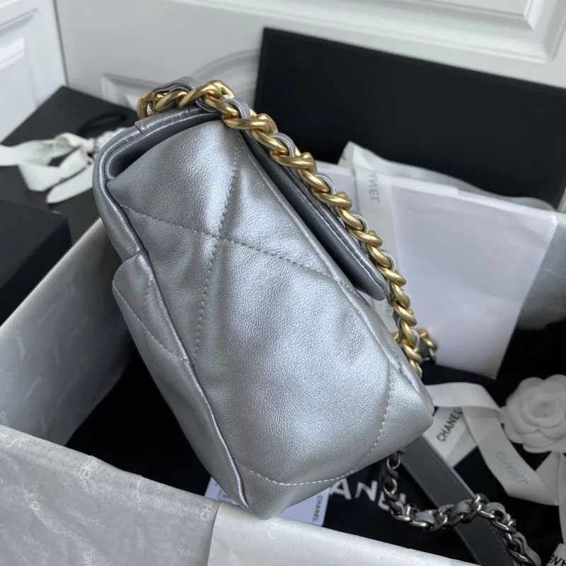 Resilient Chanel 19 Bags 55526