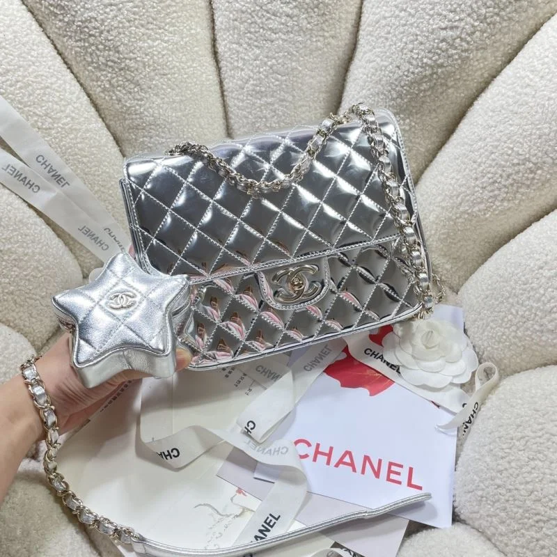 Chanel Backpacks Sleek 53727