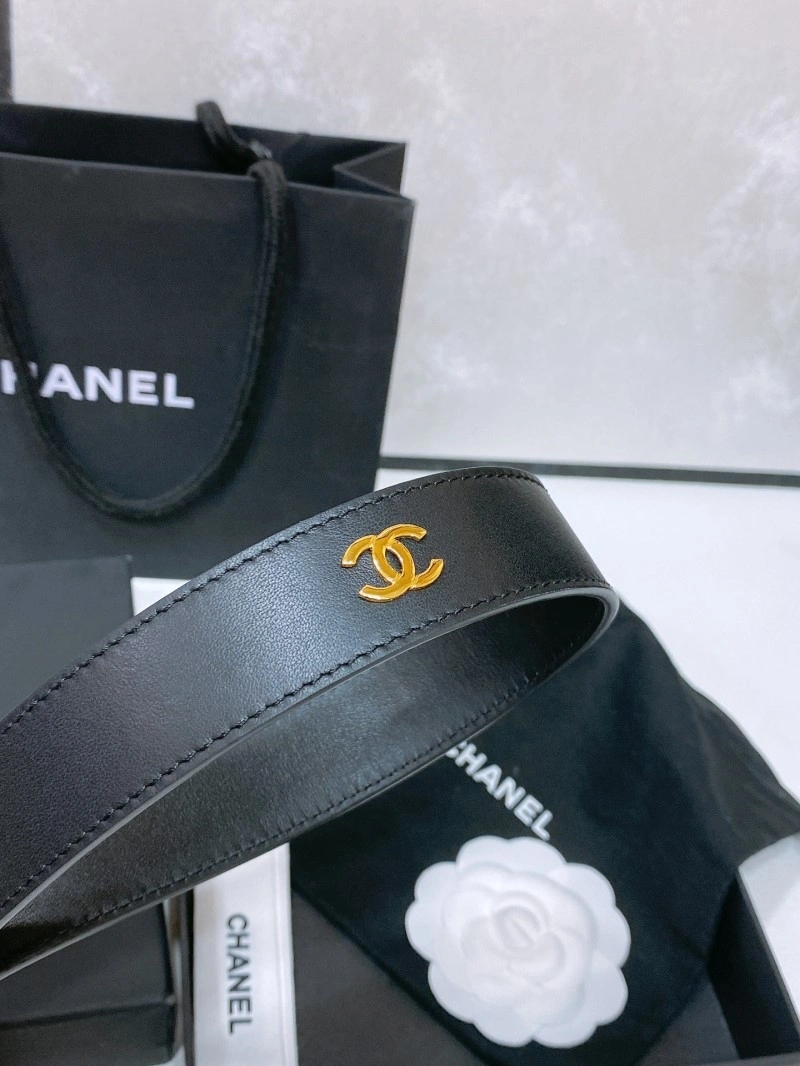 Chic Chanel Belts 284358