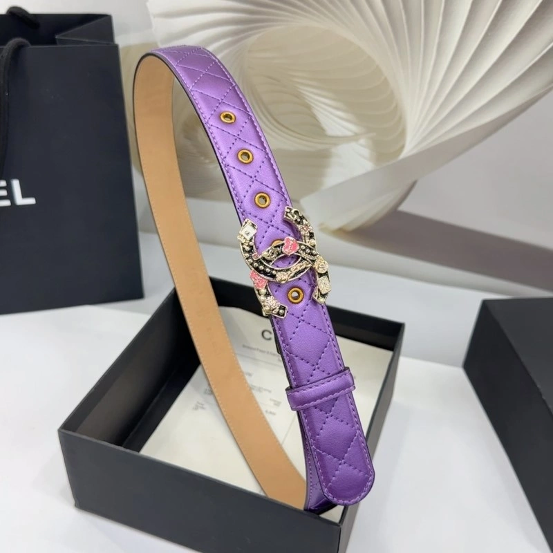 Chic Chanel Belts 284348