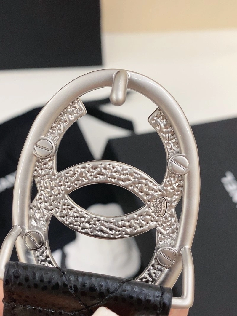 Minimalist Chanel Belts 284046