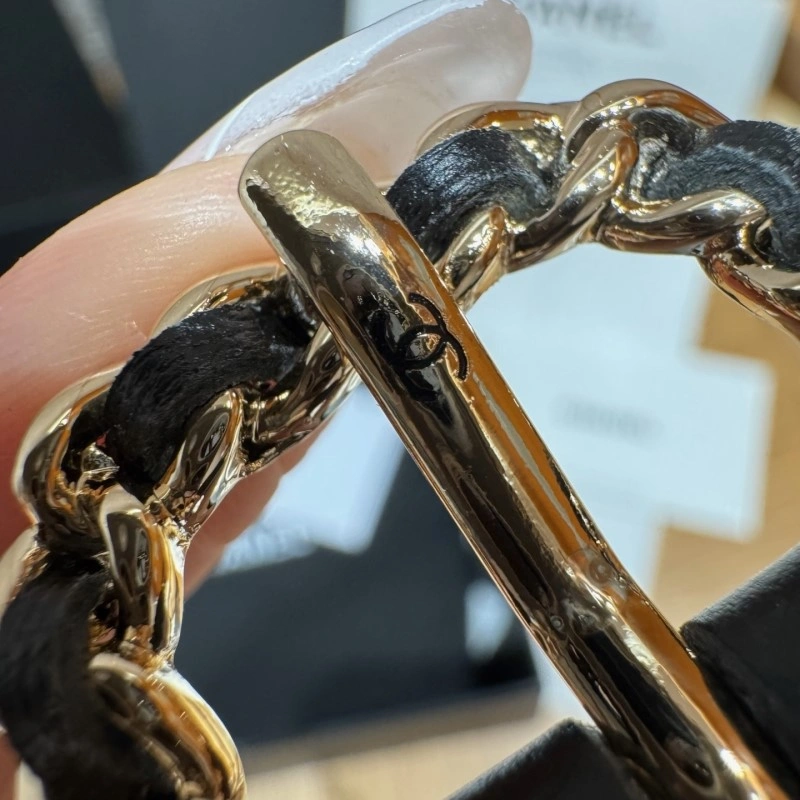 Sleek Chanel Belts 284061