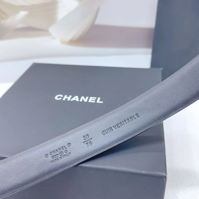 Trendsetting Chanel Belts 284010
