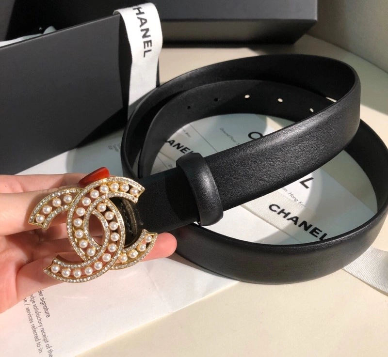 Effortless Chanel Belts 283952