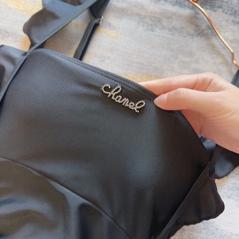 Chanel Bikins Unique 256110