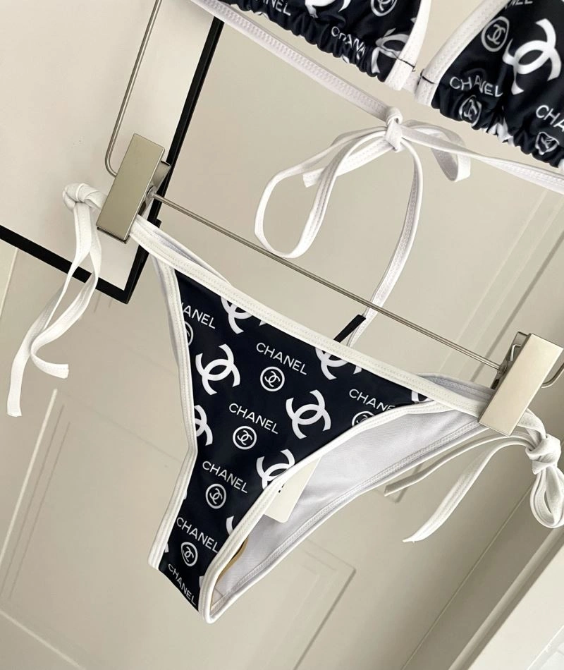Snug Chanel Bikins 255944