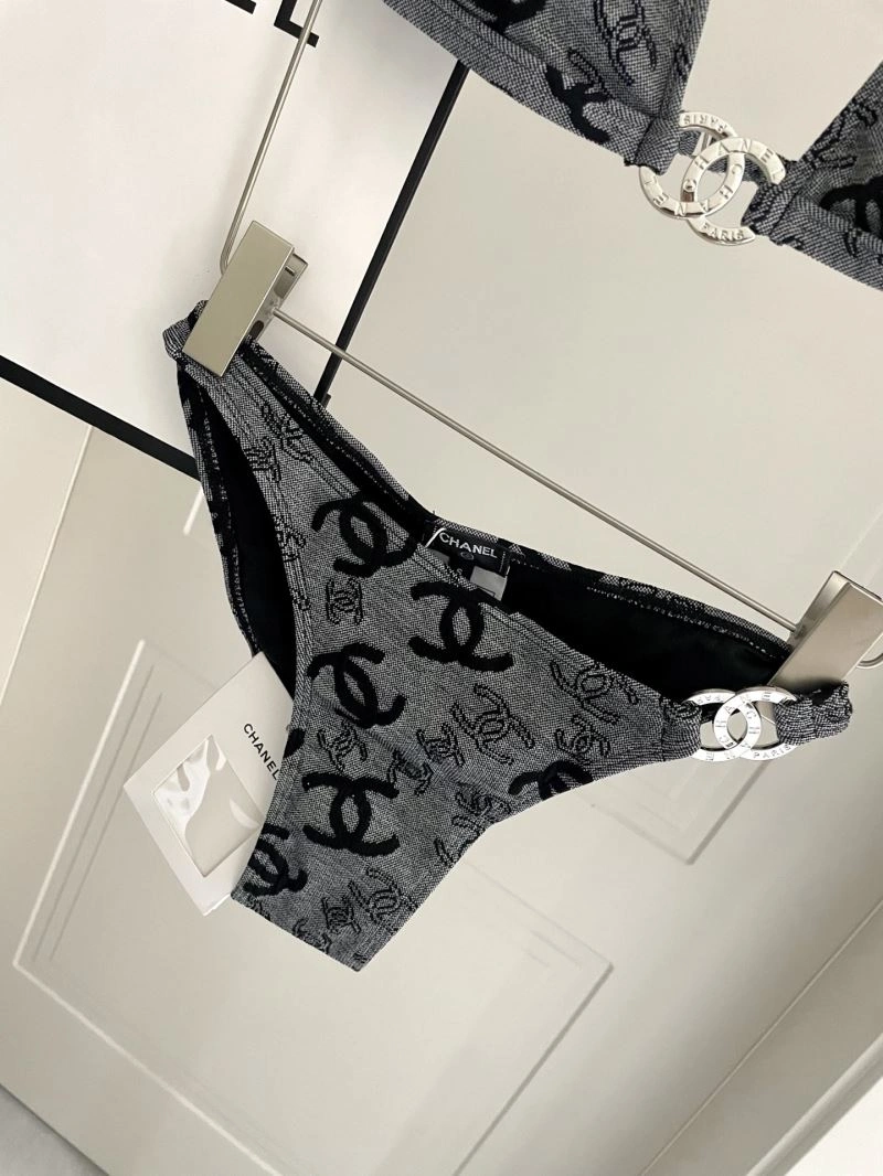 Unisex Chanel Bikins 256405