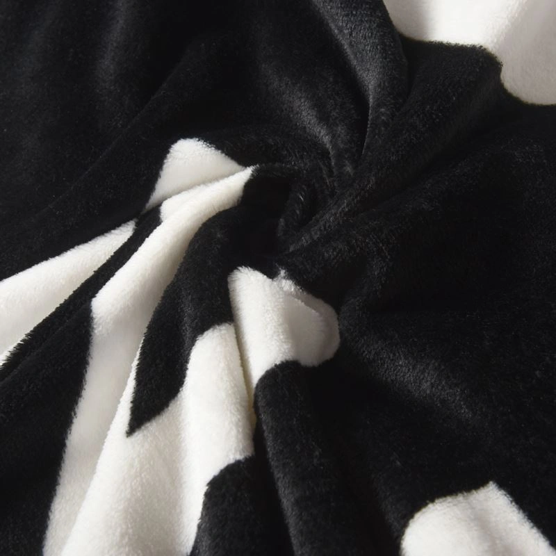 Timeless Chanel Blanket 256589
