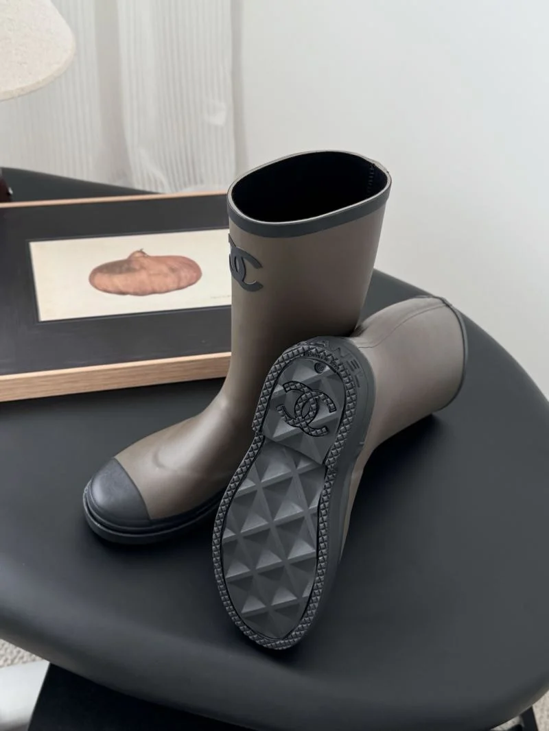 Chanel Boots Bold 20350