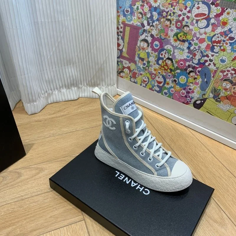 Cozy Chanel Boots 19420