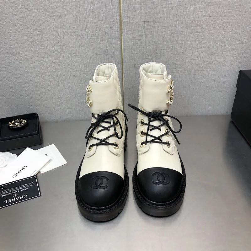 Chanel Boots Versatile 18366