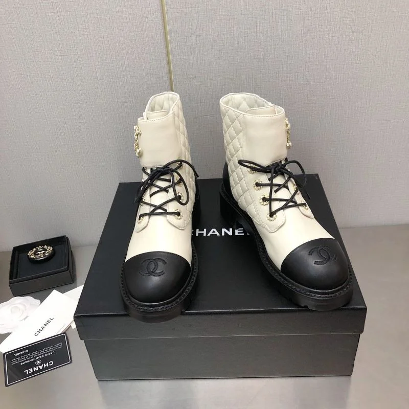 Chanel Boots Versatile 18366