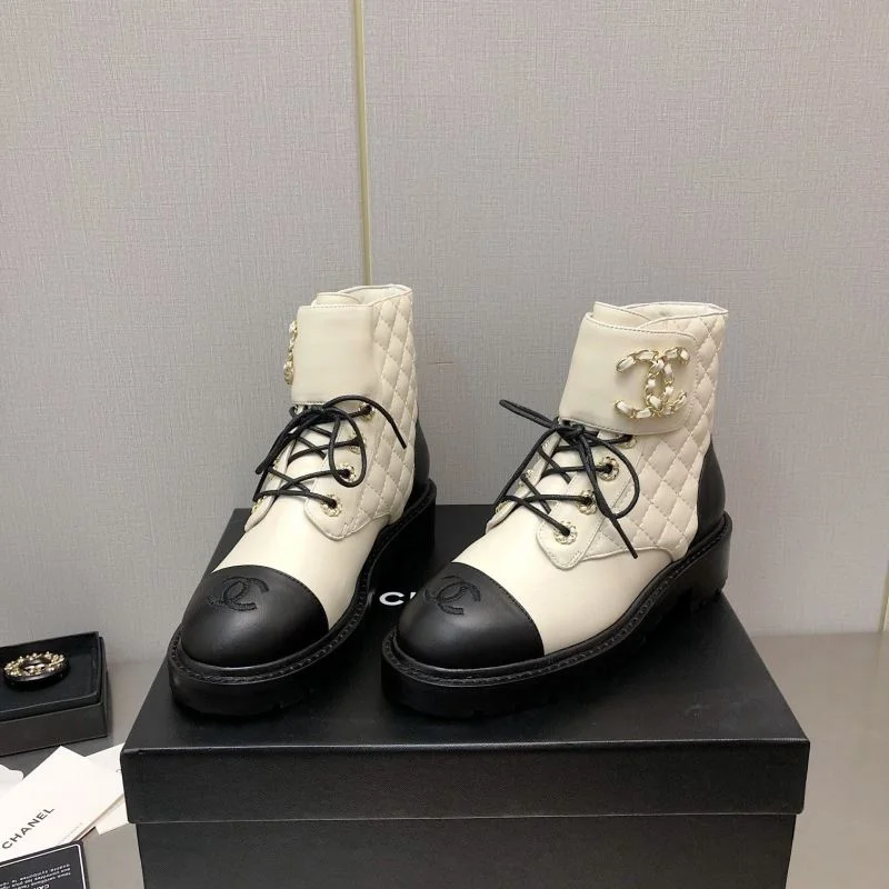 Chanel Boots Versatile 18366