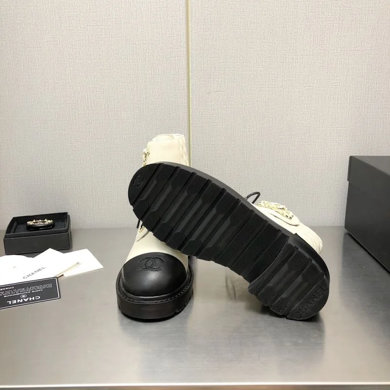 Chanel Boots Versatile 18366