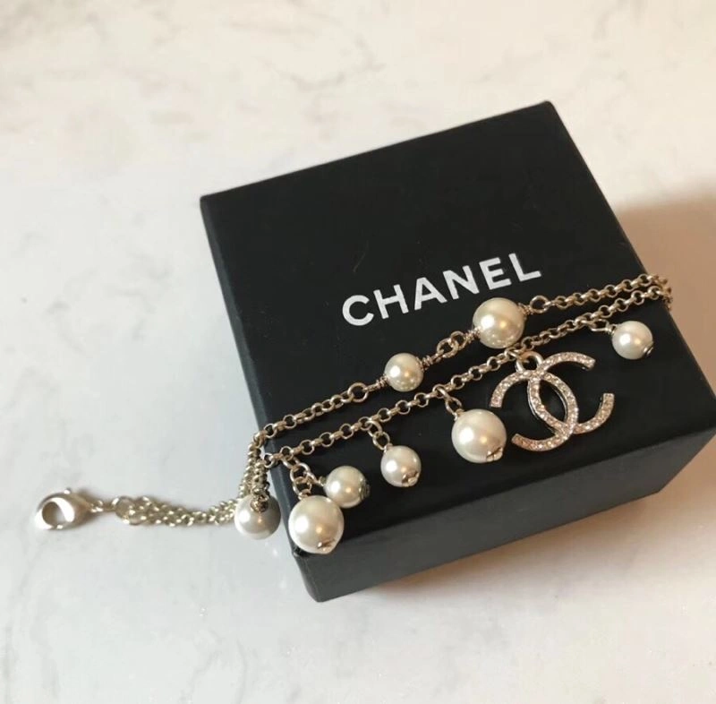 Classic Chanel Bracelets 231452