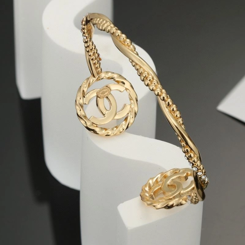 ModernLook Chanel Bracelets 231522