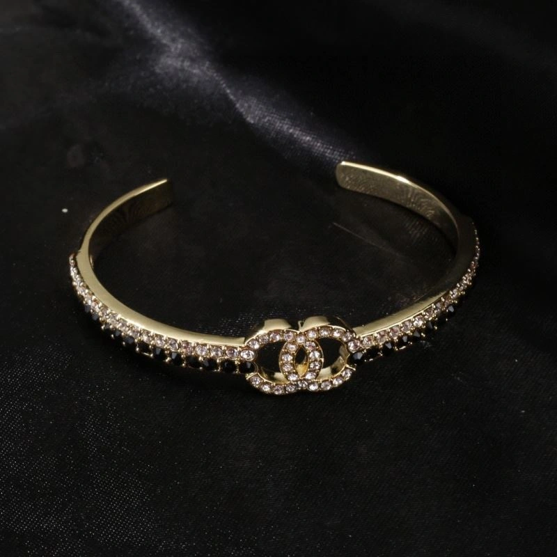Thermal Chanel Bracelets 231394