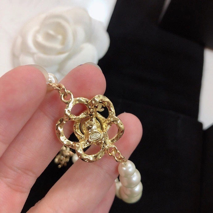 WellDesigned Chanel Bracelets 231401