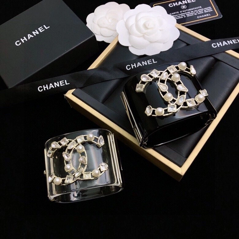 FreshLook Chanel Bracelets 231375