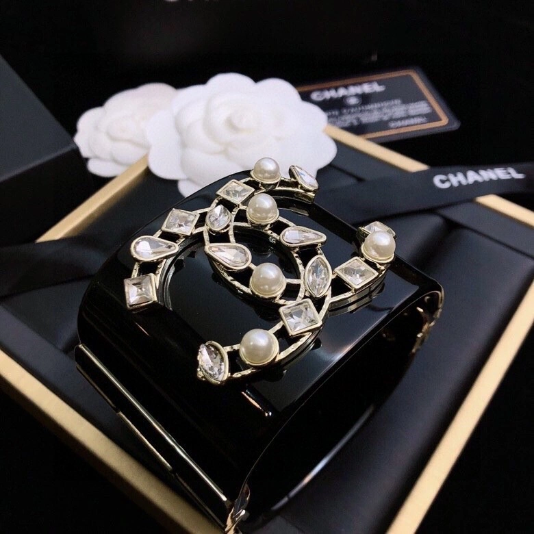 FreshLook Chanel Bracelets 231375