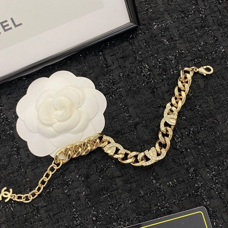 Chanel Bracelets Durable 230929