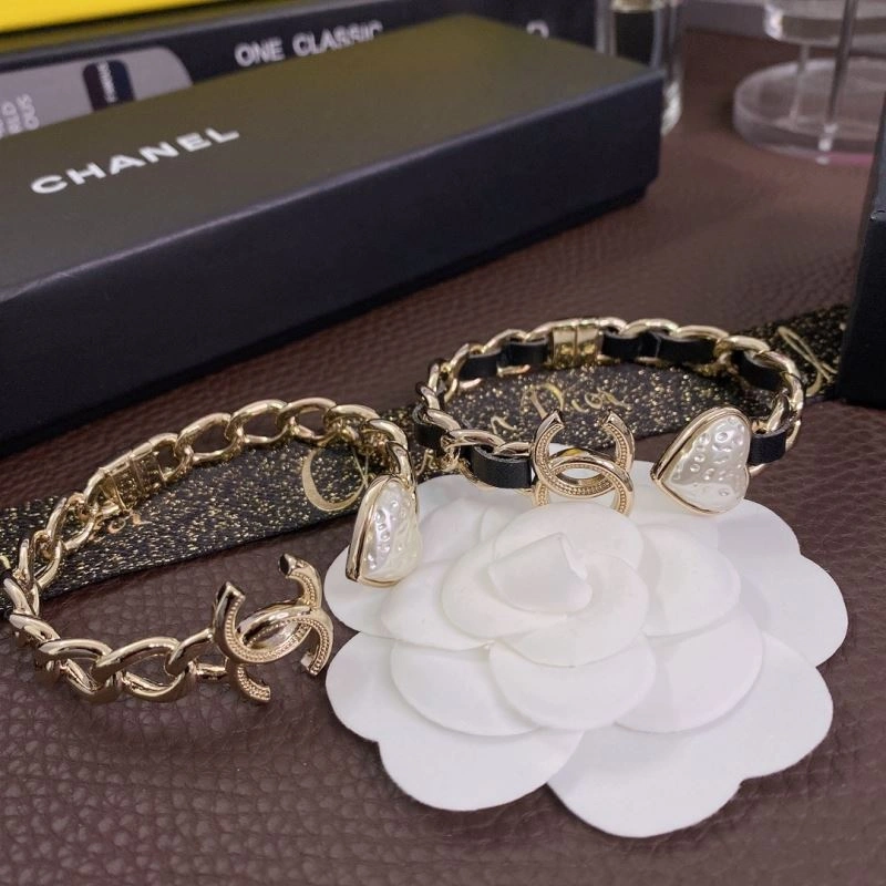 Chanel Bracelets Cozy 230838