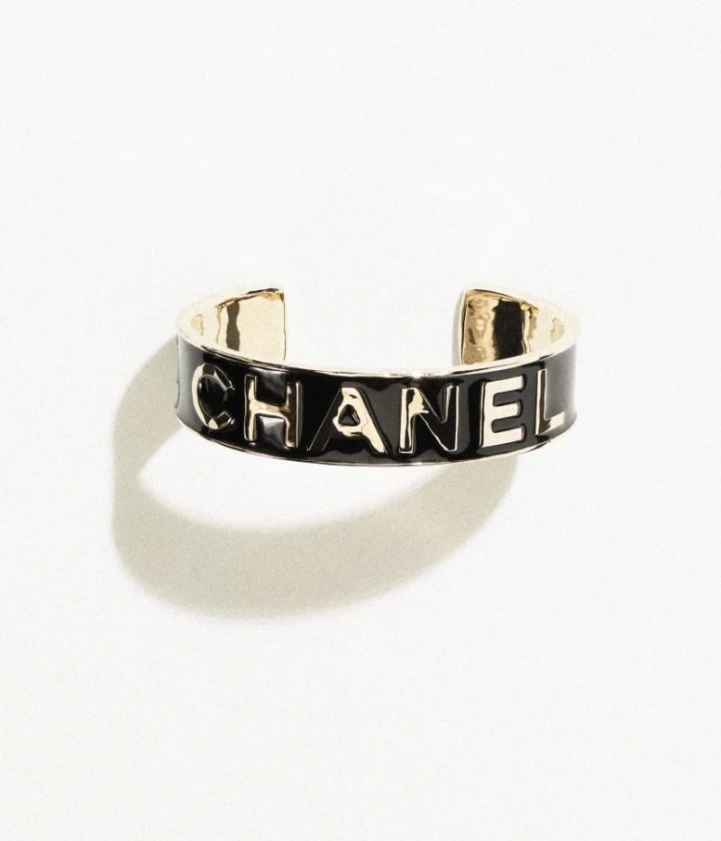 Flexible Chanel Bracelets 230840