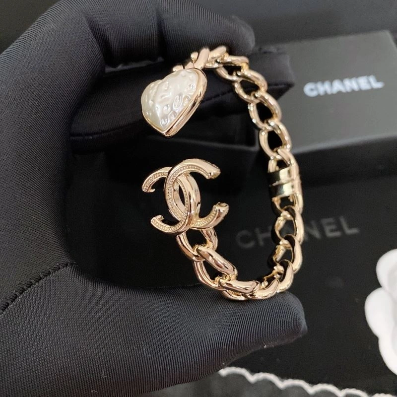 Chanel Bracelets ModernLook 230837