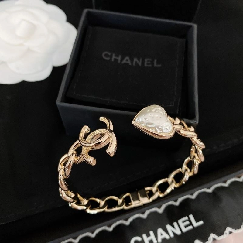 Chanel Bracelets ModernLook 230837