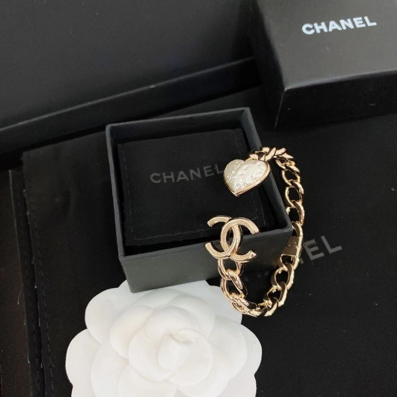 Chanel Bracelets ModernLook 230837