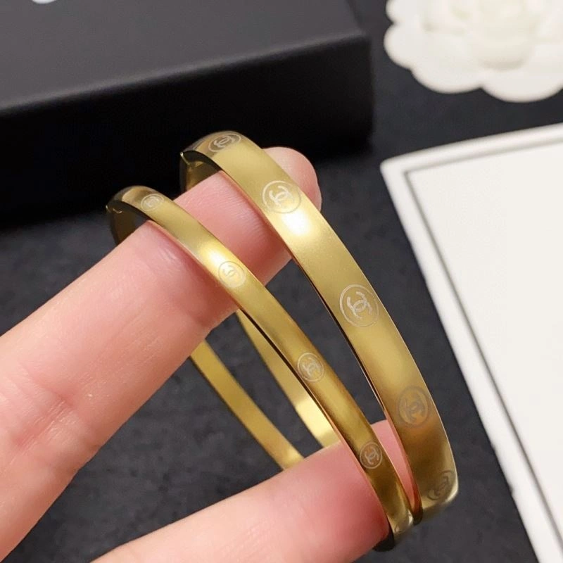 Chanel Bracelets Breathable 230848