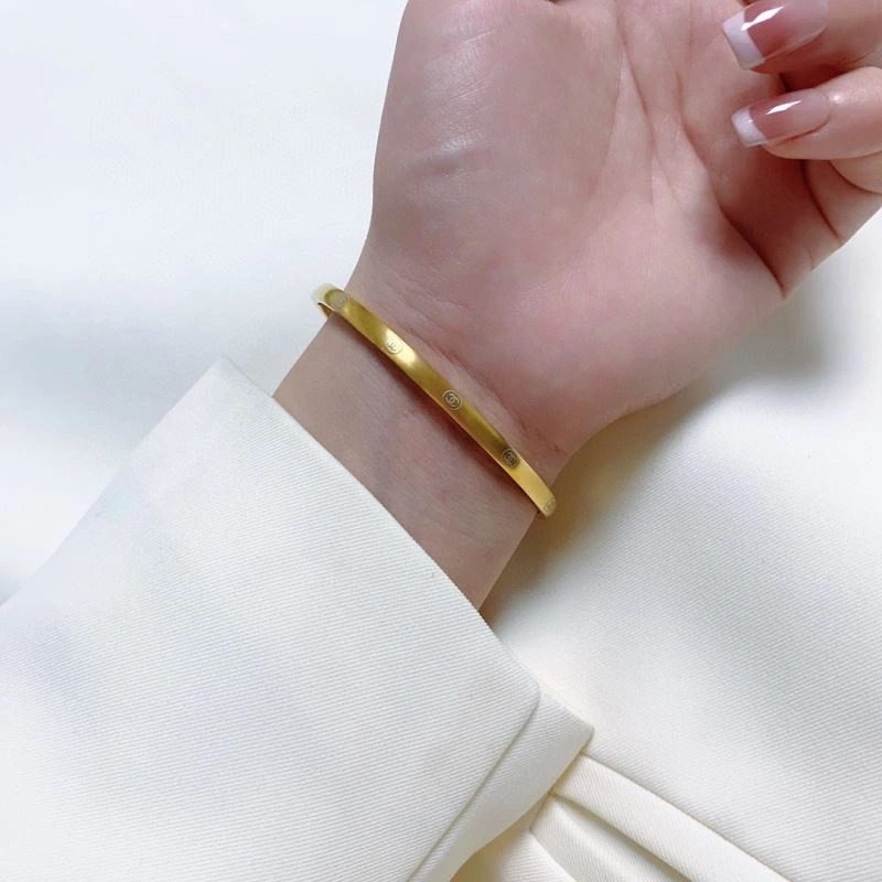 Chanel Bracelets Breathable 230848