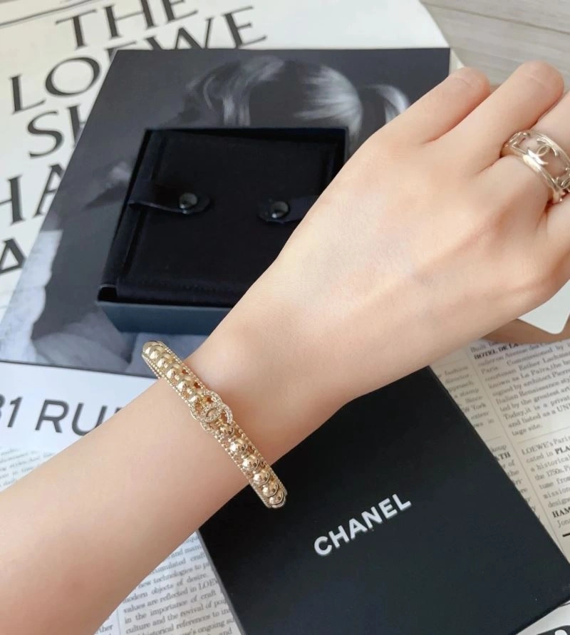 Practical Chanel Bracelets 230841