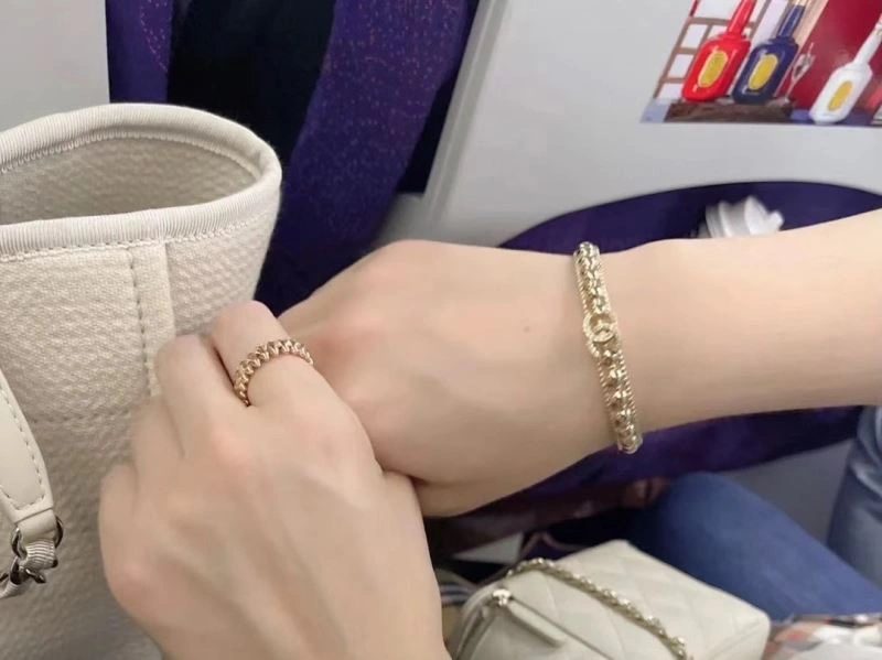 Practical Chanel Bracelets 230841