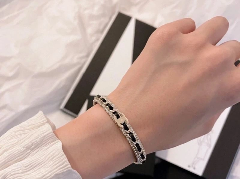 Chanel Bracelets Soft 230821