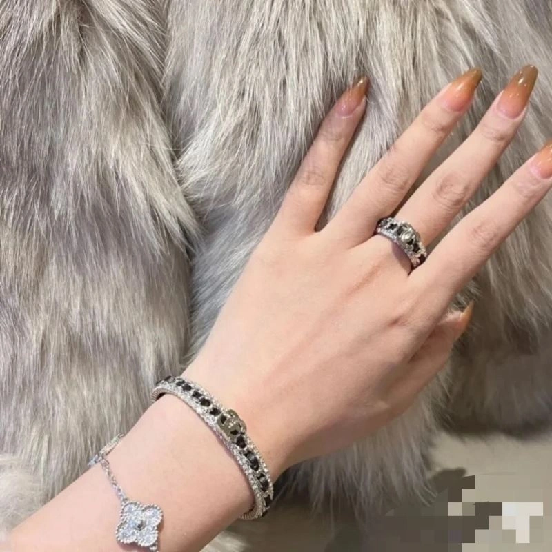 Chanel Bracelets Soft 230821