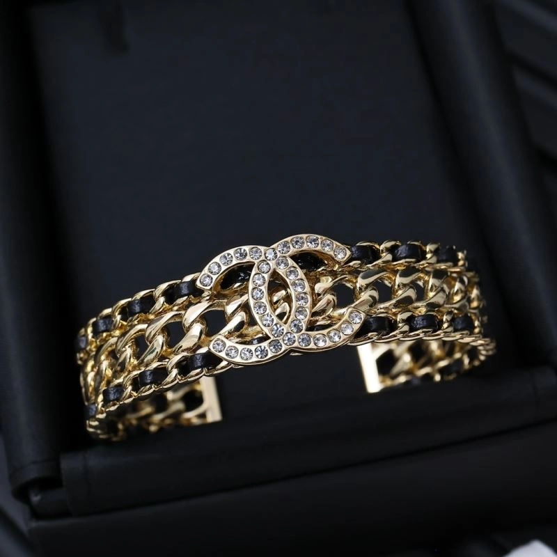 Chanel Bracelets DailyWear 230860