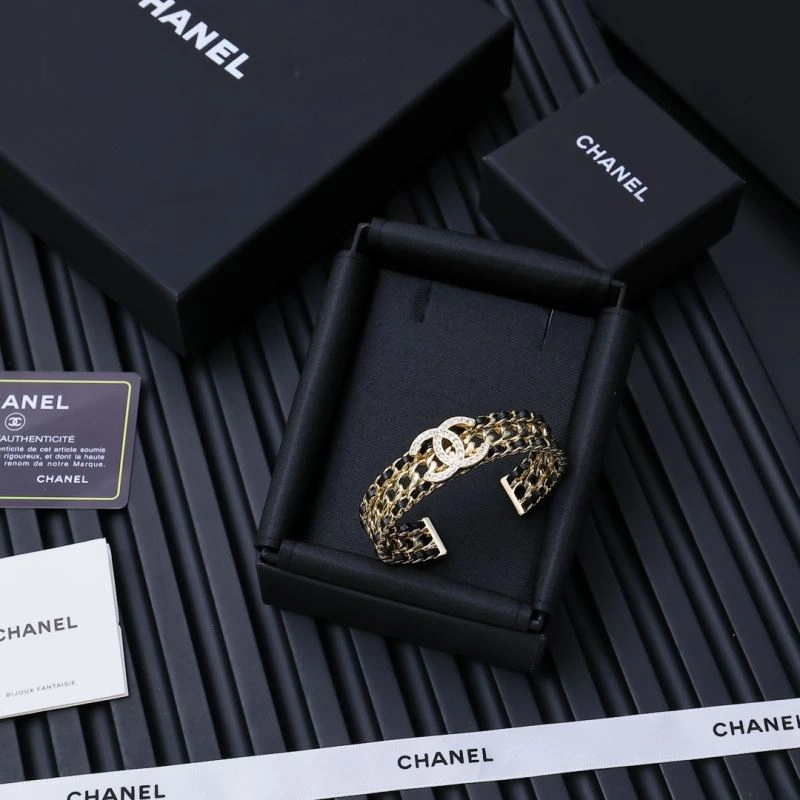 Chanel Bracelets DailyWear 230860