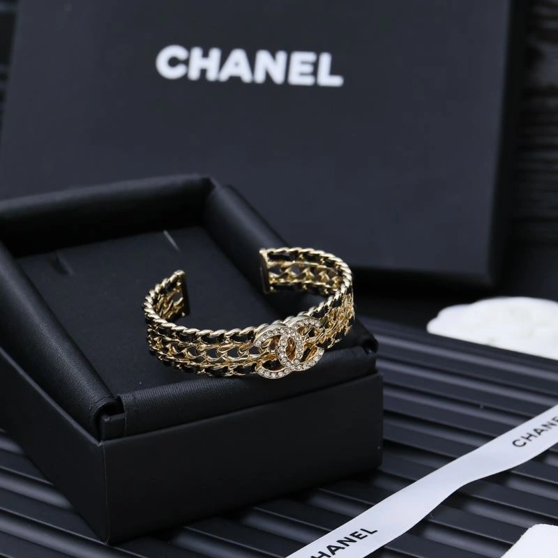 Chanel Bracelets DailyWear 230860