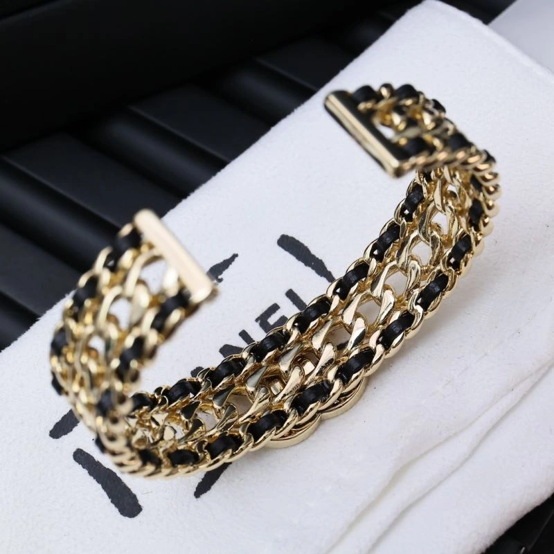 Chanel Bracelets DailyWear 230860