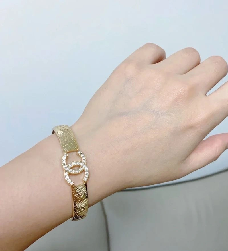 Comfortable Chanel Bracelets 230852