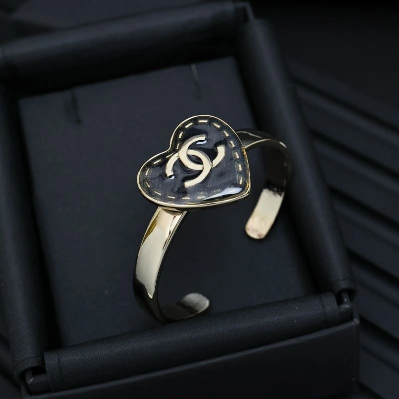 OdorResistant Chanel Bracelets 230868